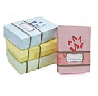 Das Atrractive-Geschenkbox-Verpacken bereitet rosa Kunstdruckpapier für regelmäßige Seife auf