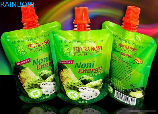 Fruchtsaft-Tüllen-Beutel, der mit Kappe verpackt