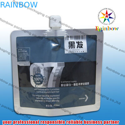 reizender reinigender Tüllenbeutel, der mit Fallloch verpackt