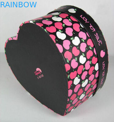 Das bunte Herz-Form-Papierkasten-Verpacken trifft auf Valentinstag-Geschenk zu