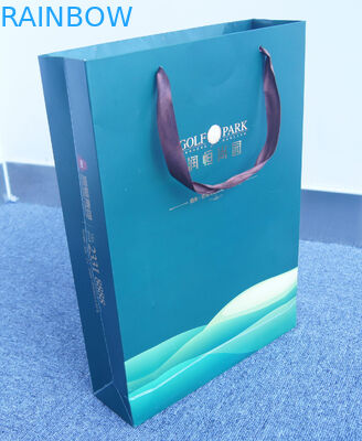 Flache Unterseiten-kundenspezifische Kraftpapier-Einkaufsdrucktaschen mit Zugschnur