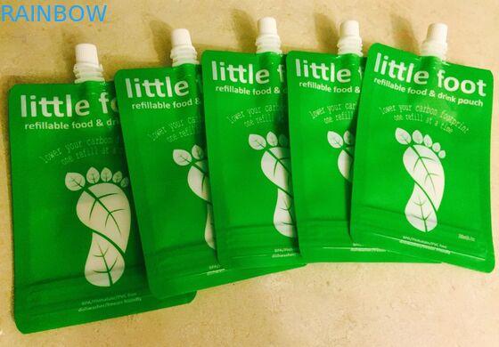 Verschiedene Größen stehen oben wiederverwendbaren Tüllen-Beutel für Ergänzungen