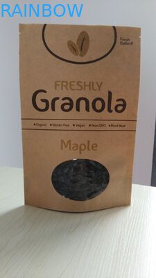 Die kundengebundenen recyclebaren Papiertüten stehen oben Brown-Kraftpapier-Tasche Soem