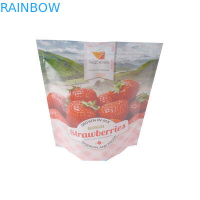 Der Imbiss, der mit Reißverschluss ist, stehen oben die Plastikbeutel, die für das Trockenfrüchte-Verpacken verpacken