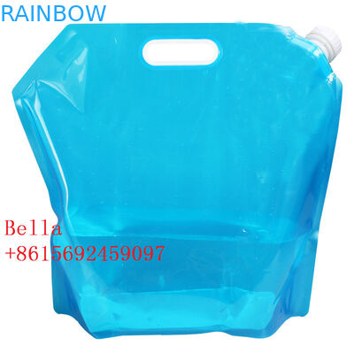 Kampierendes Tüllen-Beutel-Verpacken im Freien