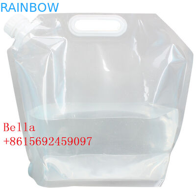 Kampierendes Tüllen-Beutel-Verpacken im Freien