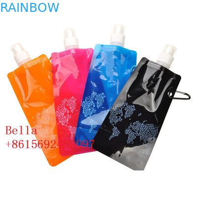 Kampierendes Tüllen-Beutel-Verpacken im Freien