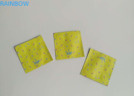 Das kleine Aluminium Plastikbeutel-Verpacken steht oben Köder-Fischerei-Wurm-Tasche mit klarem Fenster