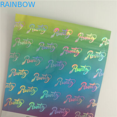 Das Hologramm, das den Kräuterweihrauch verpackt druckt, Plätzchen stehen oben Plastikbeutel für großen exotischen Als