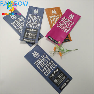 Viererkabel-Dichtungs-fertiger Folien-Mattbeutel, der Seitenkeil-Kaffee-Tasche mit Ventil verpackt