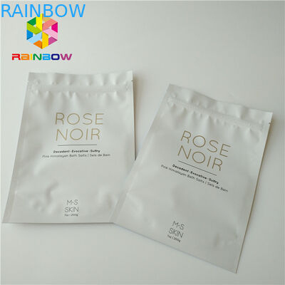 Weiße Plastik stehen oben Körperpeelings-kosmetische Verpackentasche für das Seesalz, das Hautpflege badet