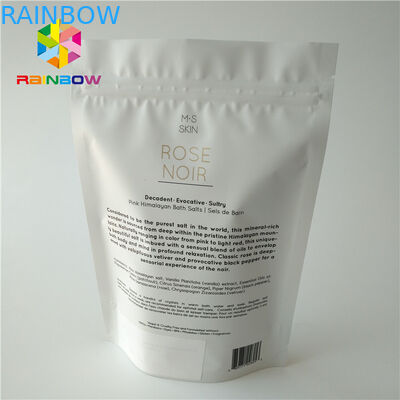 Weiße Plastik stehen oben Körperpeelings-kosmetische Verpackentasche für das Seesalz, das Hautpflege badet