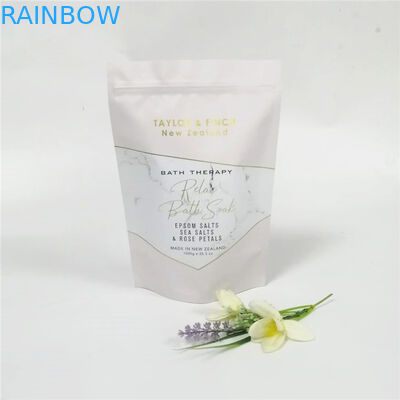 skincare Verpackentasche/Hologrammfolie stehen oben das Badesalz, das mit Fenster verpackt