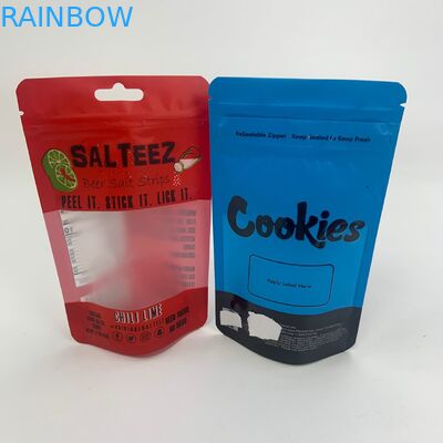 Kleines Plätzchen-essbarer gummiartiger Reißverschluss stehen oben Beutel mit Fenster