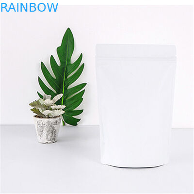 Körperpeelings-Plastikaluminiumfolie stehen oben Beutel mit Reißverschluss