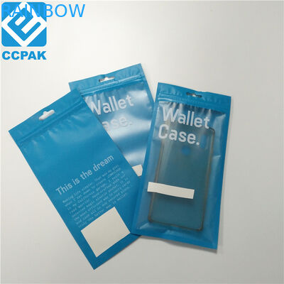 Das Ladegerät-Daten-Kabel, das sehen bereift wird flach, durch Taschen-Handy-Zusätze mit Hanghole