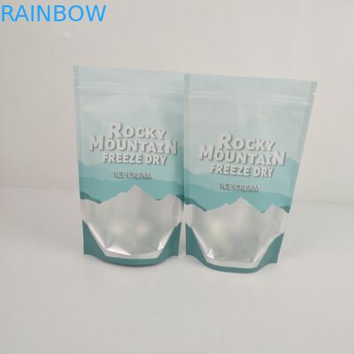 Plastik-Papier-Stand herauf die Beutel-Reißverschluss-Gravüre, die Plastikpaket-Tasche mit Logos druckt