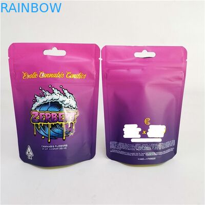 Plastikfolien-Kräuterweihrauch, der oben Plastik-Taschen-Stand-Beutel-Hanf-Blume verpackt