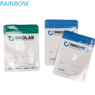 Anpassbarer weißer Reißverschlussbeutel für Zahnbehandlung Klarer Ausrichtungsmittel Verpackung Einseitig Klar mit Hitzeversiegelung und Logo-Ausrichtung