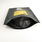 1 Kilogramm 500 Gramm 250 Gramm stehen oben schwarzer Mattkaffee-Verpackentasche mit Spitzenreißverschluss-und Aluminiumfolie innerhalb der Taschen