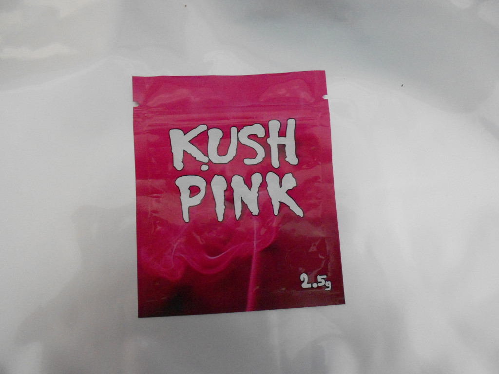 Kräutermischungs-Trockenblumengesteck der weihrauch-Zipplastiktasche-2.5g des Rosa-KUSH