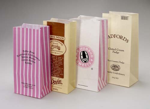 Kundengebundene Logo-Kraftpapier-Papiertüten nehmen Schnellimbiß/Brot/Einkaufstasche weg