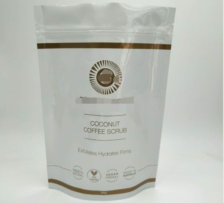 Weiße glatte kosmetische Verpackentasche, stehen oben Aluminiumfolie-Tasche für Körper tränkt