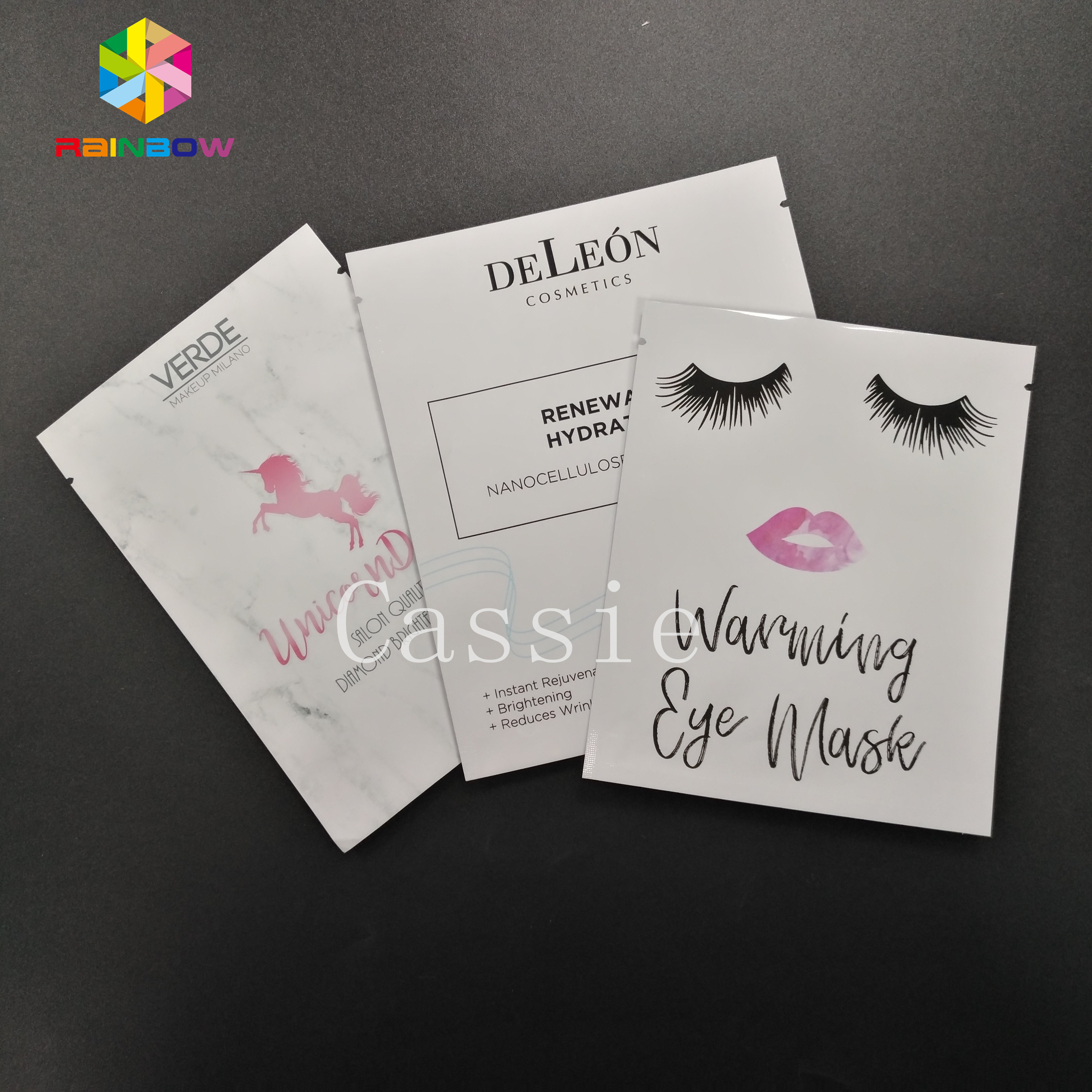 Kundenspezifische Griff-Dichtung sackt das kosmetisches Aluminiumfolie-Vakuum lamellierte Gesichtsmasken-Verpacken ein