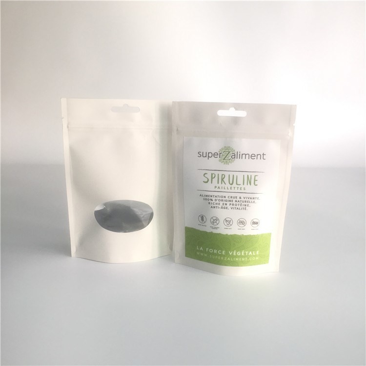 Wiederversiegelbare kundengebundene Papiertüten stehen oben Beutel-Gravüren-Drucken mit klarem Fenster