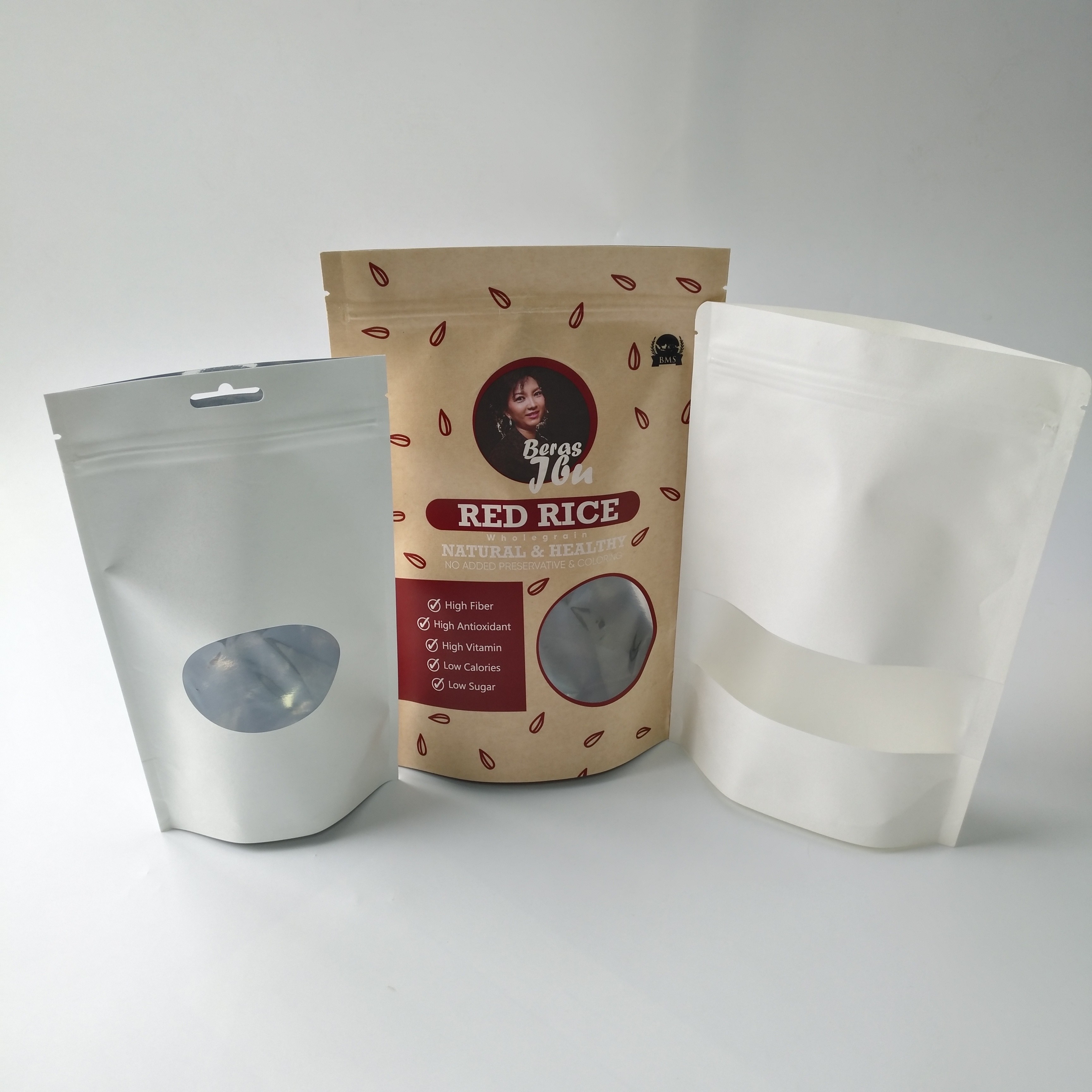 Stehen Sie oben Beutel-Papierkasten-Verpackennahrungsmittelgrad mit klarem rechteckigem/ovalem Fenster