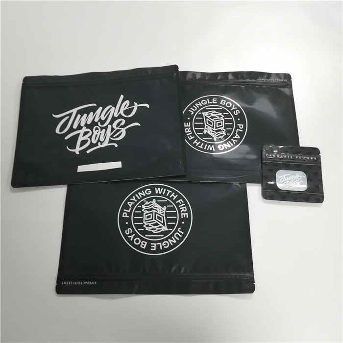 Biologisch abbaubare kundenspezifische Taschen mit Reißverschluss stehen oben Tabak-Blatt-Verpackendschungel-Jungen Plastik