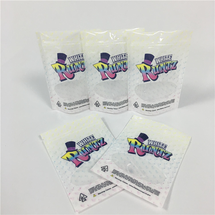 Weißer Runtz-Geruch-Beweis stehen oben die Beutel-Unkraut-Taschen, die Taschen Plastik Doypack verpacken