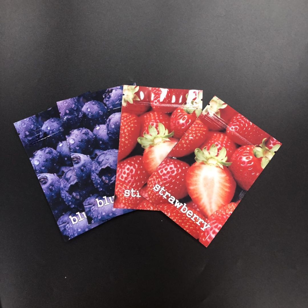 Der Folie gezeichnete Kräuterweihrauch des glänzenden Materials, der die Seite 3 verpackt, versiegelte Schlauchbeutel-Gewohnheit gedruckt