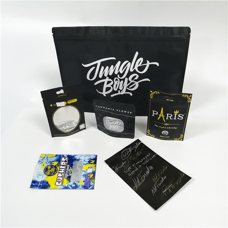 Klarer Fenster-Aluminiumfolie-Beutel, der Plastik-Doypack Satz Cbd-Unkraut-Plastik mit Reißverschluss verpackt