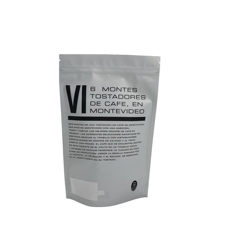 Flache Unterseiten-stehen Verpackenteebeutel-Imbiss-Plastik-Nahrungsmittelnuts Verpackung oben auf Regal