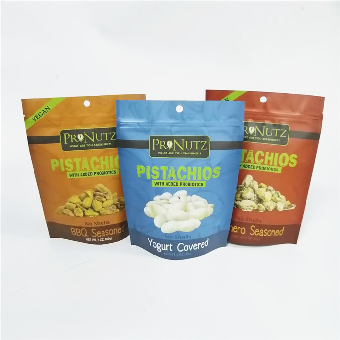 Aluminiumfolievakuumzipverschluss-Plastik-Verpacken steht oben die Beutelnahrungsmittelnüsse, die Plastiktasche verpacken