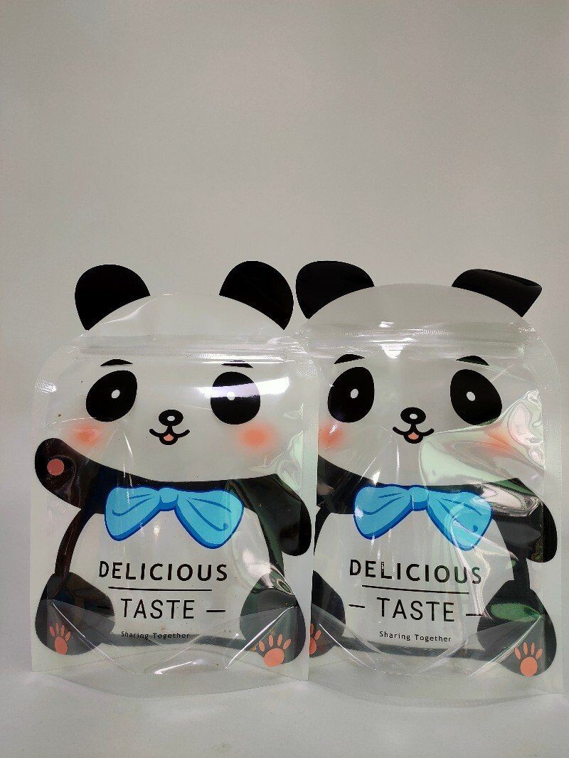 Der glatte Stand, der oben Taschen verpackt, fertigte Taschen mit spezieller Form besonders an