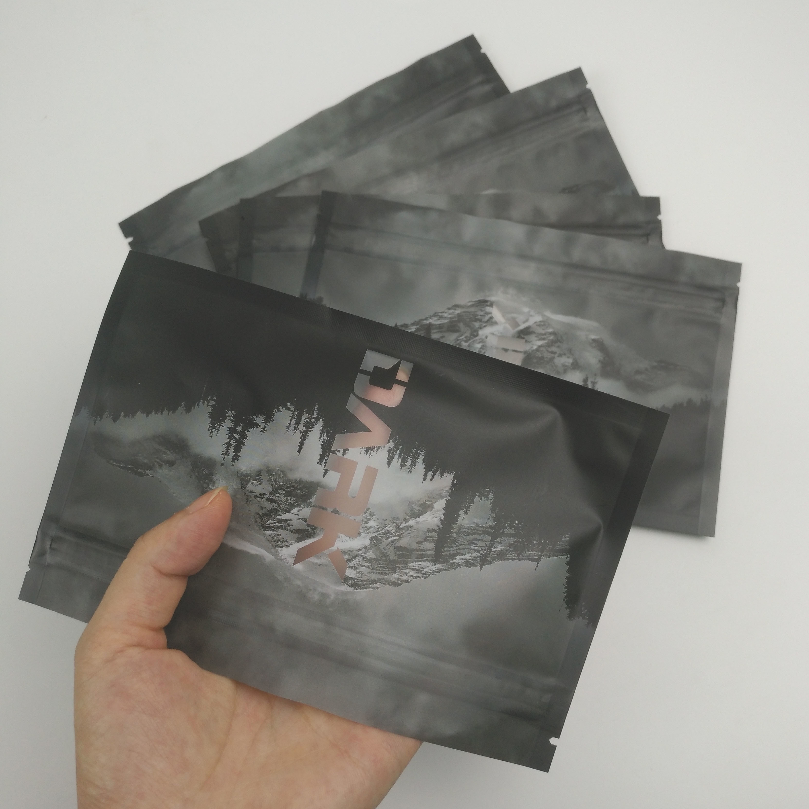 Klarer Front Back Window Heat Sealed-Geruch-Beweis-wiederversiegelbarer Zipverschluß, der Seitendichtung Doypack des Plastik-Nahrungsmittelspeicher-drei verpackt