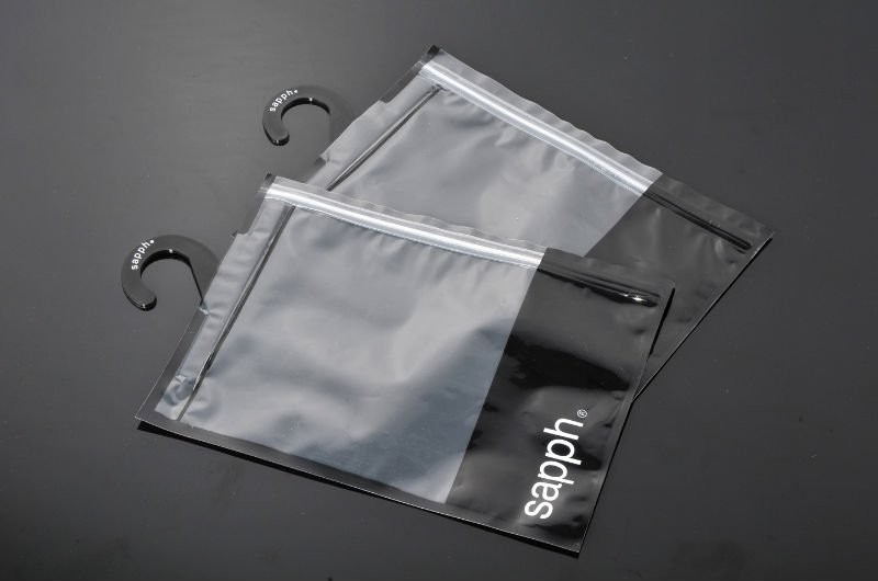 Attraktive Polytaschen-Verpackenschieber-Reißverschluss und Aufhänger für Baumwollsocken