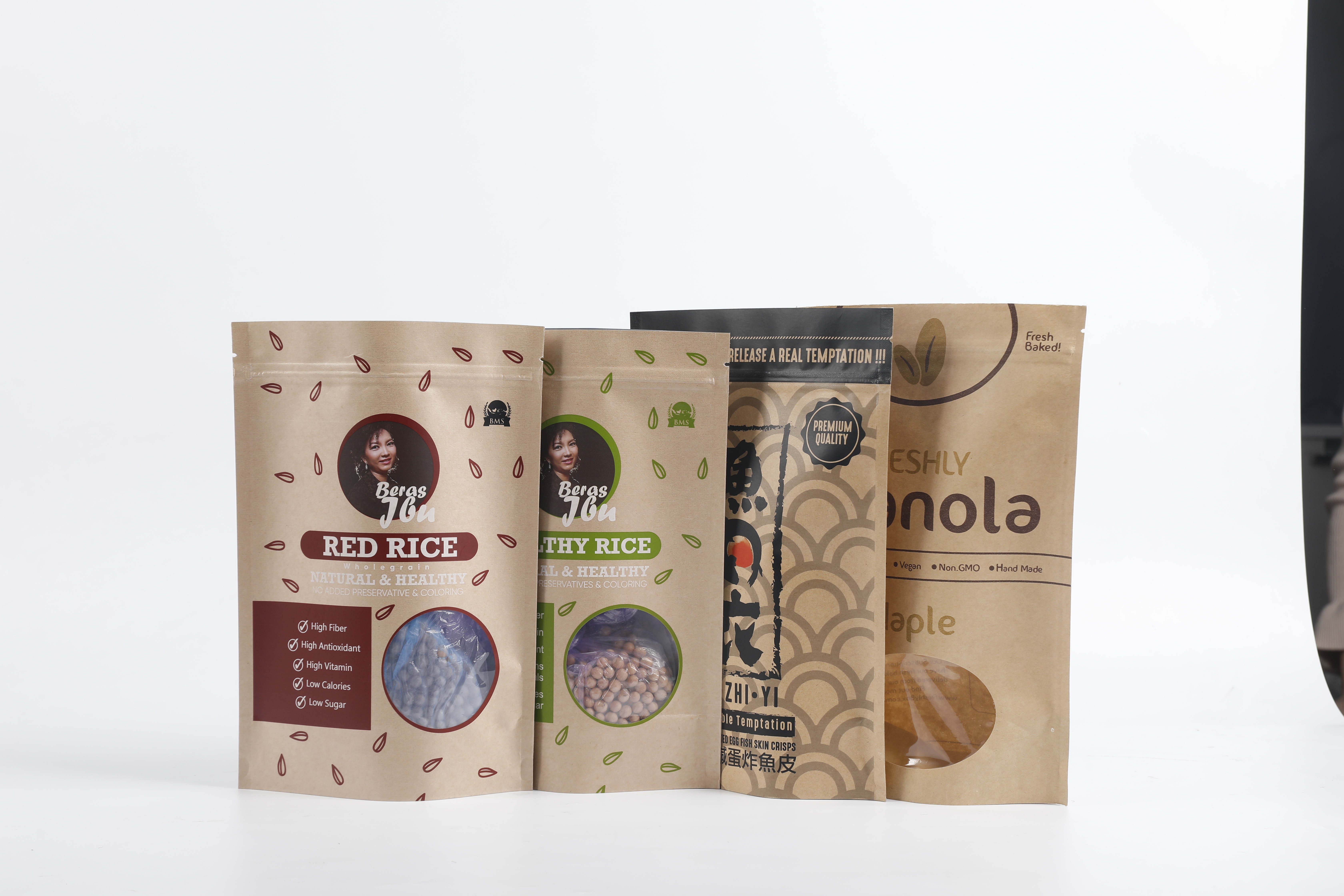 Kundenspezifischer biologisch abbaubarer Winkel- des Leistungshebelskraftpapier-Reißverschluss-Beutel stehen herauf das Tee-Verpacken der Lebensmittel